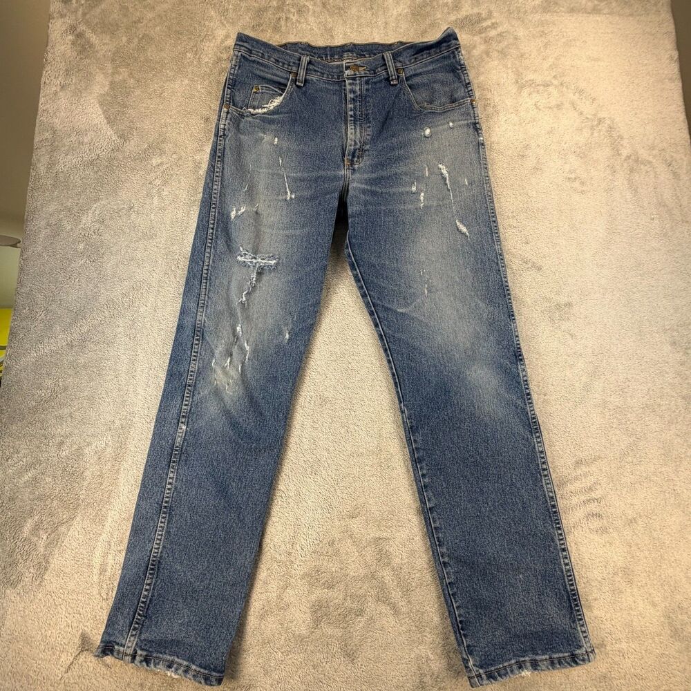 Wrangler Men’s 34x32 Distressed Jeans Medium Wash Straight Leg Denim